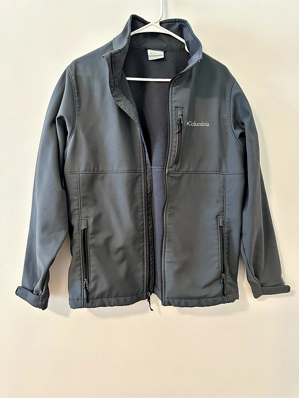 Columbia Ascender Softshell Jacket Men's Performance Jacket Grey